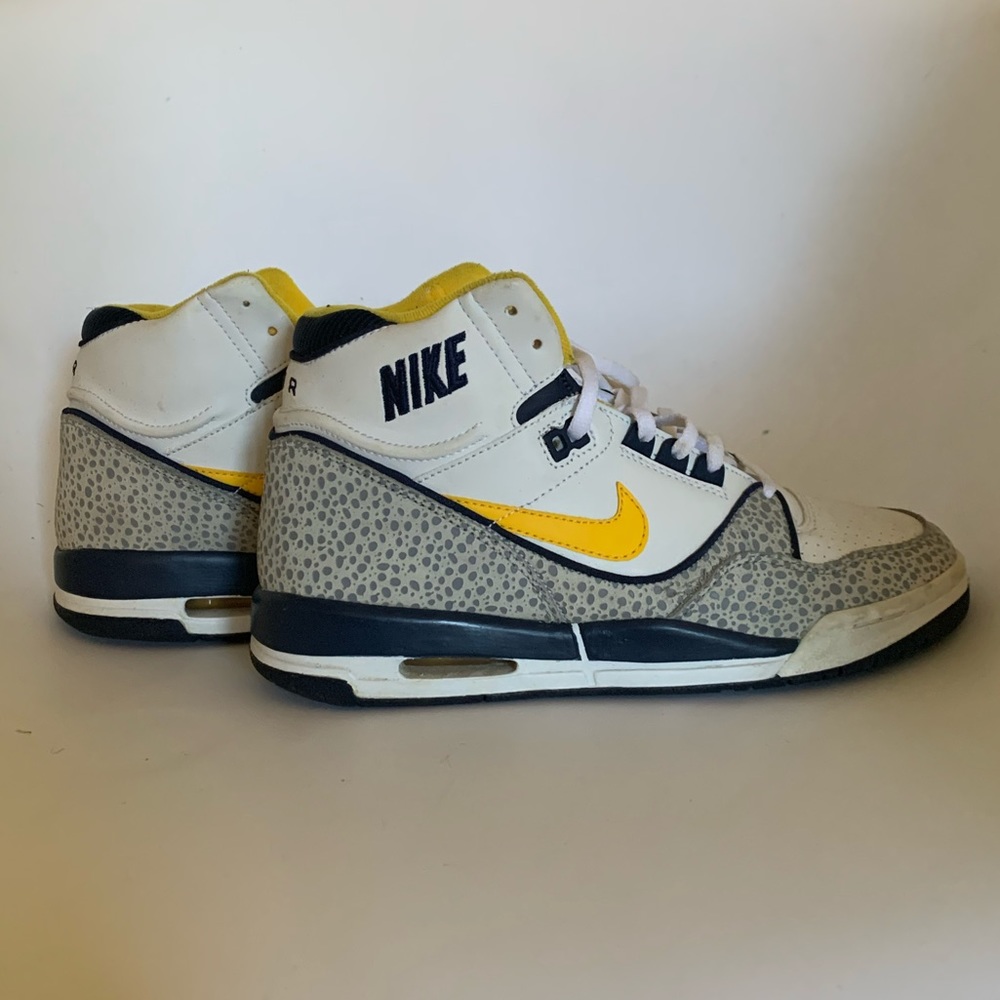 Nike Air Assault 6Y blue/yellow high top